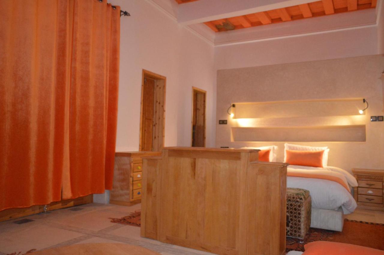 Kasr Tin Hinane Merzouga Exterior foto